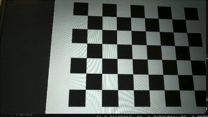 動畫：相機對著棋盤格從不同角度拍攝，OpenCV 即時偵測並標出棋盤內角點，用於逐張收集校正影像。